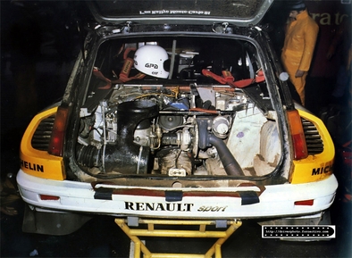 Jean Ragnotti - Martin Holmes
30º Lombard RAC Rally 1981. Renault 5 Turbo (440 VB 91). Clasificado 5º.

Del 22 al 24 de Noviembre, Chester, Cheshire, Inglaterra.
Superficie: asfalto - tierra.

El Rally tenia un total de 2720.00 km de los que 722.00 km divididos en 65 tramos eran especiales.

Se inscribieron 154 equipos, tomaron la salida 151, finalizaron 54.@
Palabras clave: ;Renault;Turbo;Gran_Bretaña;RAC_Rally;1981