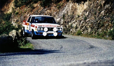 Terry Kaby - Rob Arthur
25º Tour de Corse - Rallye de France 1981. Datsun 160J (KTM 156V). Clasificado 5º.

Del 30 de Abril al 2 de Mayo, Ajaccio.
Superficie: asfalto.

El Rally tenia un total de 1613 km de los que 1144 km divididos en 24 tramos eran especiales.

Se inscribieron 126 equipos, tomaron la salida 120, finalizaron 42.@
Palabras clave: Terry_Kaby;Datsun;Corse;Corcega;1981