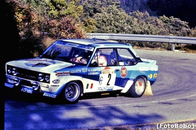 Markku Alén - Ilkka Kivimäki
23º Rallye Sanremo 1981. Fiat 131 Abarth (TO R92449). Clasificado 9º.

Del 5 al 10 de Octubre, Sanremo, Liguria, Imperia, Italia.
Superficie: asfalto - tierra.

El Rally tenia un total de 2847.00 km de los que 751.06 km divididos en 61 tramos eran especiales, (2 de ellas fueron canceladas SS51 Upega de 12.35 km y SS56 San Romolo de 34.95 km).

Tomaron la salida 63 equipos, finalizaron 27.

© Alberto Anam
@
Palabras clave: Markku_Alen;Fiat;Abarth;Sanremo;1981