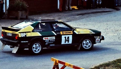 Michèle Mouton - Fabrizia Pons
31º 1000 Lakes Rally 1981. Audi Quattro (IN-NV 66). Clasificada 13º.

Del 28 al 30 de Agosto, Jyväskylä, Finlandia.
Superficie: tierra - grava.

El Rally tenia un total de 1418.89 km de los que 453.09 km divididos en 48 tramos eran especiales, (2 de ellas fueron canceladas SS11 y SS37 Ristijarvi de 13.20 Km).

Se inscribieron 152 equipos, tomaron la salida 146, finalizaron 66.

© Istvan Keller
@
Palabras clave: Michele_Mouton;Audi;Quattro;Finlandia;Mujeres;1981;Womens