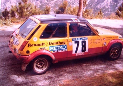 Graf - Gauthey
25º Tour de Corse - Rallye de France 1981. Renault 5 Alpine. Clasificado 31º.

Del 30 de Abril al 2 de Mayo, Ajaccio.
Superficie: asfalto.

El Rally tenia un total de 1613 km de los que 1144 km divididos en 24 tramos eran especiales.

Se inscribieron 126 equipos, tomaron la salida 120, finalizaron 42.
Palabras clave: Renault;Alpine;Corse;Corcega;1981