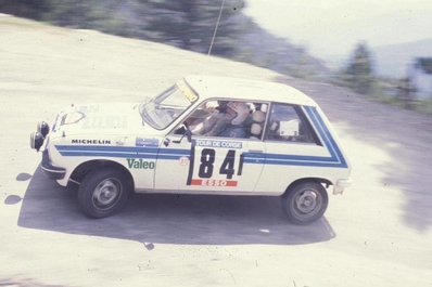 Bassoul - Rocchetti
25º Tour de Corse - Rallye de France 1981. Peugeot 104 ZS (243 AD 2A) Clasificado 38º.

Del 30 de Abril al 2 de Mayo, Ajaccio.
Superficie: asfalto.

El Rally tenia un total de 1613 km de los que 1144.60 km divididos en 24 tramos eran especiales.

Se inscribieron 126 equipos, tomaron la salida 120, finalizaron 42.@
Palabras clave: Peugeot;Corse;Corcega;1981