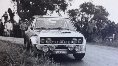 Dario Cerrato - Luciano Guizzardi
14º Rallye dell'Isola d'Elba 1981. Fiat 131 Abarth (TO V39606). Abandonó, desconocemos el motivo.

Del 22 al 24 de Abril, Campo di Marina, Toscana, Livorno, Italia.
Superficie: asfalto - tierra.

Tomaron la salida 112 equipos, finalizaron 33.

Foto de Andrea Taxi.
@
Palabras clave: ;Elba;Fiat;1981;Abarth