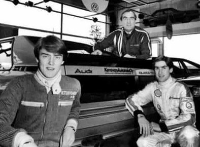 Familia Toivonen
Harri Toivonen, Pauli Toivonen y Henri Toivonen, junto a un Audi Quattro en el año 1981.

Tení­an dos Concesionario VW / Audi, uno en Kerava y otro en Porvoo (Finlandia).
Palabras clave: 1981;Audi;Personajes;Toivonen