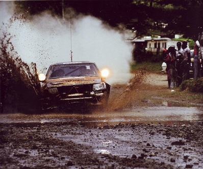 Anders Kulläng - Bruno Berglund
29º Marlboro Safari Rally 1981. Opel Ascona 400 (GG-CK 217). Abandonó por no arrancarle el coche.

Del 16 al 20 de Abril, Nairobi, Kenya, África.
Superficie: tierra.

El Rally tenia un total de 4.750 km con 77 controles horarios.
Tomaron la salida 70 equipos, finalizaron 21.@
Palabras clave: ;Opel;Ascona;Safari;1981