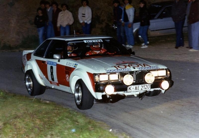 Björn Waldegard - Hans Thorszelius
25º Tour de Corse - Rallye de France 1981. Toyota Celica 2000 GT (K-AE 2120). Abandonó por el diferencial del coche en SS2 Acqua Doria - Bicchisano de 68,90 Km.

Del 30 de Abril al 2 de Mayo, Ajaccio, Córcega, Francia.
Superficie: asfalto.

El Rally tenia un total de 1613.00 km de los que 1144.60 km divididos en 24 tramos, eran especiales.

Se inscribieron 126 equipos, tomaron la salida 120, finalizaron 42.@
Palabras clave: ;Toyota;Celica;Corse;Corcega;1981