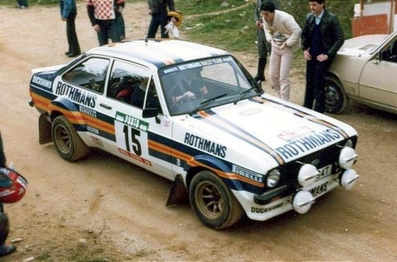  Malcolm Wilson - Terry Harryman
15º Rallye de Portugal Vinho do Porto 1981. Ford Escort RS1800 MKII (CLM 184T). Abandonó por accidente en SS21 Portela 2 de 8 Km.
Rothmans Rally Team

Del 4 al 7 de Marzo, Estoril, Cascais, Lisboa, Portugal.
Superficie: asfalto - tierra.

El Rally tenia un total de 2571.00 km de los que 678.00 km divididos en 46 tramos eran especiales.

Se inscribieron 110 equipos, tomaron la salida 95, finalizaron 24.@
Palabras clave: Ford;Escort;MKII;Portugal;1981