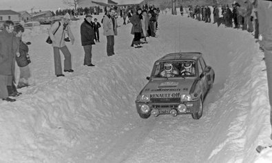 Bruno Saby - Daniel Le Saux
49º Rallye Automobile de Monte-Carlo 1981. Renault 5 Turbo (127 TZ 91). Abandonó por accidente en SS28 Annot - Pont de Villardon de 25.00 Km.

Del 24 al 30 de Enero, Monte-Carlo.
Superficie: asfalto / nieve.

El Rally tenia un total de 3930 km de los que 757 km divididos en 32 tramos, eran especiales.

Se inscribieron 274, tomaron la salida 263, finalizaron 133.@
Palabras clave: Bruno_Saby;Renault;Turbo;Montecarlo;1981;Nieve