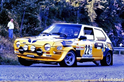 Carlo Capone - Luigi Pirollo
23º Rallye Sanremo 1981. Fiat Ritmo 75. Abandonó por accidente en SS6 Fiat Ricambi de 14.35 km.

Del 5 al 10 de Octubre, Sanremo, Imperia, Liguria, Italia.
Superficie: asfalto - tierra.

El Rally tenia un total de 2792.00 km de los que 751.06 km divididos en 61 tramos eran especiales, (2 de ellas fueron canceladas SS51 Upega de 12.35 km y SS56 San Romolo de 34.95 km).

Tomaron la salida 63 equipos, finalizaron 27.

Foto de Alberto Anam
@
Palabras clave: Carlo_Capone;Fiat;Ritmo;Sanremo;1981
