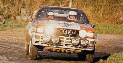 Hannu Mikkola - Arne Hertz
31º Lombard RAC Rally 1982. Audi Quattro (IN-NV 84). Clasificado 1º.

Del 21 al 25 de Noviembre, York, Inglaterra.
Superficie: asfalto - tierra.

El Rally tenia un total de 2970.00 km de los que 711.73 km divididos en 69 tramos eran especiales, (una de ellas fue cancelada SS46 Yair de 8.53 Km).

Se inscribieron 161 equipos, tomaron la salida 146, finalizaron 63.@
Palabras clave: ;Audi;Quattro;Gran_Bretaña;1982;RAC_Rally;Inglaterra