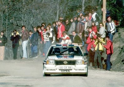 Walter Röhrl - Christian Geistdörfer
50º Rallye Automobile de Monte-Carlo 1982. Opel Ascona 400 (GG-CK 188). Clasificado 1º.

Del 16 al 22 de Enero, Monte Carlo.
Superficie: asfalto - nieve.

El Rally tenia un total de 4082.71 km de los que 747.81 km divididos en 32 tramos eran especiales, (2 de ellas fueron canceladas SS7 Trigance - Chateauvieux 1 de 28,53 Km y SS15 St Jean en Royans - La Chapelle en Vercors de 38,67 Km).

Se inscribieron 306 equipos, tomaron la salida 299, finalizaron 140.@
Palabras clave: Walter_Röhrl;Christian_Geistdorfer;Opel;Ascona;Montecarlo;1982