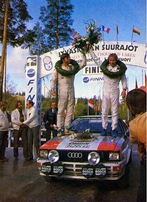 Hannu Mikkola - Arne Hertz
32º Rally of the 1000 Lakes 1982. Audi Quattro (IN-NN 82). Clasificado 1º.

Del 27 al 29 de Agosto, Jyväskylä, Finlandia.
Superficie: tierra.

El Rally tenia un total de 1432.00 km de los que 479.82 km divididos en 47 tramos eran especiales, (una de ellas fue cancelada SS39 Kalasaari de8.85 km).

Tomaron la salida 154 equipos, finalizaron 68.@
Palabras clave: ;Audi;Quattro;Finlandia;1982;