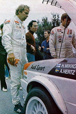 Hannu Mikkola - Arne Hertz
32º Rally of the 1000 Lakes 1982. Audi Quattro (IN-NN 82). Clasificado 1º.

Del 27 al 29 de Agosto, Jyväskylä, Finlandia.
Superficie: tierra.

El Rally tenia un total de 1432.00 km de los que 479.82 km divididos en 47 tramos eran especiales, (una de ellas fue cancelada SS39 Kalasaari de8.85 km).

Tomaron la salida 154 equipos, finalizaron 68.@
Palabras clave: ;Audi;Quattro;Finlandia;1982;Personajes