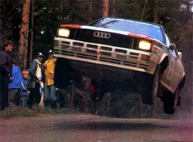 Hannu Mikkola - Arne Hertz
32º Rally of the 1000 Lakes 1982. Audi Quattro (IN-NN 82). Clasificado 1º.

Del 27 al 29 de Agosto, Jyväskylä, Finlandia.
Superficie: tierra.

El Rally tenia un total de 1432.00 km de los que 479.82 km divididos en 47 tramos eran especiales, (una de ellas fue cancelada SS39 Kalasaari de8.85 km).

Tomaron la salida 154 equipos, finalizaron 68.@
Palabras clave: ;Audi;Quattro;Finlandia;1982;