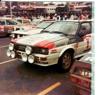 Michèle Mouton - Fabrizia Pons
4º Marlboro Rallye de Brasil 1982. Audi Quattro (IN-NU 38). Clasificada 1ª.

Último Rallye válido para el campeonato del Mundo ganado por Michèle Mouton.

Del 11 al 14 de Agosto, Sao Paulo, Brasil.
Superficie: tierra.

El Rally tenia un total de 2295 km de los que 705.98 km divididos en 29 tramos eran especiales, (5 de ellas fueron canceladas, SS7, SS14, SS15, SS20 y SS22).

Tomaron la salida 55 equipos, finalizaron 5.@
Palabras clave: Michele_Mouton;Audi;Quattro;Brasil;1982;Mujeres;Womens