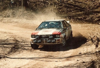 Michèle Mouton - Fabrizia Pons
16º Rallye de Portugal Vinho do Porto 1982. Audi Quattro (IN-NH 42). Clasificada 1ª.

Del 3 al 6 de Marzo, Estoril, Cascais, Lisboa, Portugal.
Superficie: asfalto - tierra.

El Rally tenia un total 2312 km de los que 637.07 km divididos 40 tramos eran especiales.

Se inscribieron 107 equipos, tomaron 91, finalizaron 23.@
Palabras clave: Michele_Mouton;Audi;Quattro;Portugal;1982