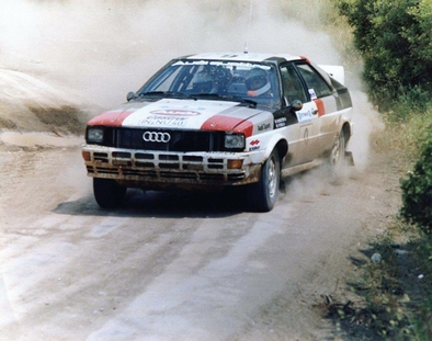 Michèle Mouton - Fabrizia Pons
29º Rothmans Acropolis Rally 1982. Audi Quattro (IN-NU 40). Clasificada 1ª.

Del 31 de Mayo al 3 de Junio, Atenas, Grecia.
Superficie: tierra.

El Rally tení­a un total de 2603.00 km de los que 1004.58 km divididos en 57 tramos eran especiales (dos de ellos fueron cancelados SS10 Moschokaria 1 de 10.00 km y SS38 Killini de 27 Km).

Tomaron la salida 136 equipos, finalizaron 32.@
Palabras clave: Michele_Mouton;Audi;Quattro;Acropolis;Grecia;Grupo_B;1982;Mujeres;Womens