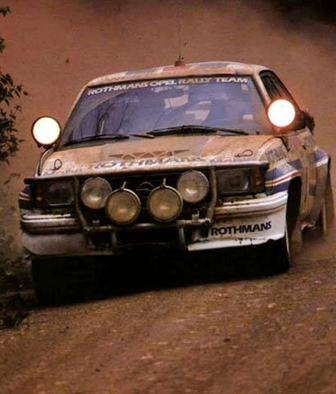 Walter Röhrl - Christian Geistdörfer
14º Marlboro Rallye Cote d'Ivoire 1982. Opel Ascona 400 (GG-CJ 991). Clasificado 1º.

De 27 de Octubre al 1 de Noviembre, Abidjan, Costa d'Ivori, África.
Superficie: tierra.

El Rally tenia un total de 4935.51 km con 54 controles horarios.

Tomaron la salida 51 equipos, finalizaron 6.@
Palabras clave: Walter_Röhrl;Costa_Marfil;Opel;Ascona;1982