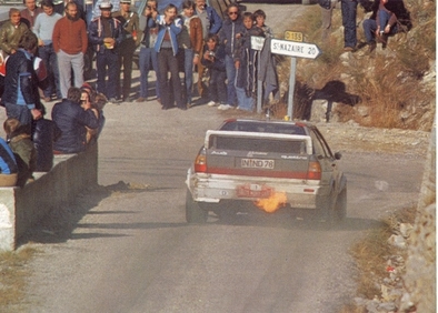 Hannu Mikkola - Arne Hertz
50º Rallye Automobile de Monte-Carlo 1982. Audi Quattro (IN-ND 78). Clasificado 2º.

Del 16 al 22 de Enero, Monte Carlo.
Superficie: asfalto - nieve.

El Rally tenia un total de 4082.71 km de los que 747.81 km divididos en 32 tramos eran especiales, (2 de ellas fueron canceladas SS7 Trigance - Chateauvieux 1 de 28,53 Km y SS15 St Jean en Royans - La Chapelle en Vercors de 38,67 Km).

Se inscribieron 306 equipos, tomaron la salida 299, finalizaron 140.@
Palabras clave: ;Audi;Quattro;Montecarlo;1982
