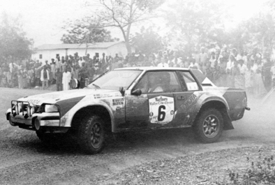 Per Eklund - Ragnar Spjuth
14º Marlboro Rallye Cote d'Ivoire 1982. Toyota Celica 2000 GT. Clasificado 2º.

De 27 de Octubre al 1 de Noviembre, Abidjan, Costa d'Ivori, África.
Superficie: tierra.

El Rally tenia un total de 4935.51 km con 54 controles horarios.

Tomaron la salida 51 equipos, finalizaron 6.@
Palabras clave: ;Costa_Marfil;Toyota;Celica;1982