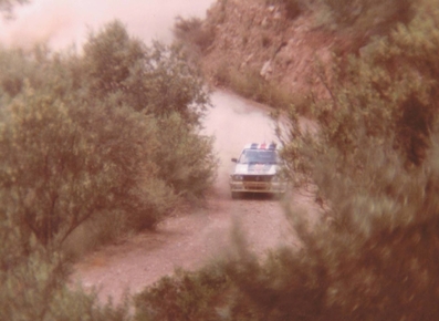 Walter Röhrl - Christian Geistdörfer
29º Rothmans Acropolis Rally 1982. Opel Ascona 400 (GG-CJ 991). Clasificado 2º.

Del 31 de Mayo al 3 de Junio, Atenas, Grecia.
Superficie: tierra.

El Rally tení­a un total de 2603.00 km de los que 1004.58 km divididos en 57 tramos eran especiales (dos de ellos fueron cancelados SS10 Moschokaria 1 de 10.00 km y SS38 Killini de 27 Km).

Tomaron la salida 136 equipos, finalizaron 32.

Foto 1 de 2.
@
Palabras clave: Walter_Röhrl;Opel;Ascona;Acropolis;Grecia;1982