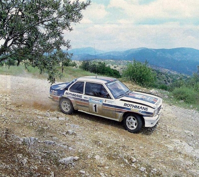 Walter Röhrl - Christian Geistdörfer
29º Rally Acrópolis 1982. Opel Ascona 400 (GG-CJ 991). Clasificado 2º.

Del 31 de Mayo al 3 de Junio, Atenas, Grecia.
Superficie: tierra.

El Rally tení­a un total de 2603.00 km de los que 1004.58 km divididos en 57 tramos eran especiales (dos de ellos fueron cancelados SS10 Moschokaria 1 de 10.00 km y SS38 Killini de 27 Km).

Tomaron la salida 136 equipos, finalizaron 32.@
Palabras clave: Walter_Röhrl;Opel;Ascona;Acropolis;Grecia;1982