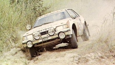 Björn Waldegard - Hans Thorszelius
14º Marlboro Rallye Cote d'Ivoire 1982. Toyota Celica 2000 GT. Clasificado 3º.

De 27 de Octubre al 1 de Noviembre, Abidjan, Costa d'Ivori, África.
Superficie: tierra.

El Rally tenia un total de 4935.51 km con 54 controles horarios.

Tomaron la salida 51 equipos, finalizaron 6.@
Palabras clave: Bjorn_Waldegard;Costa_Marfil;Toyota;Celica;1982