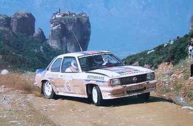 Henri Toivonen - Fred Gallagher
29º Rothmans Acrópolis Rally 1982. Opel Ascona 400 (GG-CL 516). Clasificado 3º.

Del 31 de Mayo al 3 de Junio, Atenas, Grecia.
Superficie: tierra.

El Rally tení­a un total de 2603.00 km de los que 1004.58 km divididos en 57 tramos eran especiales (dos de ellos fueron cancelados SS10 Moschokaria 1 de 10.00 km y SS38 Killini de 27 Km).

Tomaron la salida 136 equipos, finalizaron 32.@
Palabras clave: Henri_Toivonen;Opel;Ascona;Acropolis;Grecia;1982