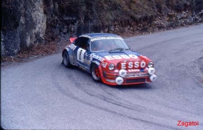 Jean-Luc Thérier - Michel Vial
50º Rallye Automobile de Monte-Carlo 1982. Porsche 911 SC (9262 SC 34). Clasificado 3º.

Del 16 al 22 de Enero, Monte Carlo.
Superficie: asfalto - nieve.

El Rally tenia un total de 4082.71 km de los que 747.81 km divididos en 32 tramos eran especiales, (2 de ellas fueron canceladas SS7 Trigance - Chateauvieux 1 de 28,53 Km y SS15 St Jean en Royans - La Chapelle en Vercors de 38,67 Km).

Se inscribieron 306 equipos, tomaron la salida 299, finalizaron 140.@
Palabras clave: ;Porsche;SC;Montecarlo;1982