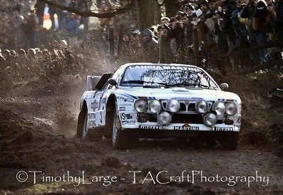 Markku Alén - Ilkka Kivimaki
31º Lombard RAC Rally 1982. Lancia Rally 037 (TO Y09062). Clasificado 4º.

Del 21 al 25 de Noviembre, York, Inglaterra.
Superficie: asfalto - tierra.

El Rally tenia un total de 2970.00 km de los que 711.73 km divididos en 69 tramos eran especiales, (una de ellas fue cancelada SS46 Yair de 8.53 Km).

Se inscribieron 161 equipos, tomaron la salida 146, finalizaron 63.@
Palabras clave: Markku_Alen;Ilkka_Kivimaki;Lancia;Grupo_B;Gran_Bretaña;Inglaterra;1982;Lombard_RAC_Rally