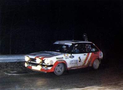 Salvador Servià i Costa  - Jordi Sabater
30º Rally Costa Brava 1982. Ford Fiesta 1600 (GE-1158-L). Clasificado 4º.

Del 18 al 21 de Febrero, Lloret de Mar, Girona, Catalunya, España.
Superficie: asfalto - tierra.

El Raly tenía un total de 470.23 km cronometrados divididos en 2 etapas y 39 tramos especiales.

Tomaron la salida 71 equipos, finalizaron 26.@
Palabras clave: ;Costa_Brava;Ford;Fiesta;1982;Catalunya;España;Spain