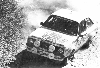Carlos Torres - Filipe Lopes
16º Rallye de Portugal Vinho do Porto 1982. Ford Escort RS 1800 MKII. Clasificado 4º.

Del 3 al 6 de Marzo, Estoril, Cascais, Lisboa, Portugal.
Superficie: asfalto - tierra.

El Rally tenia un total 2312 km de los que 637.07 km divididos 40 tramos eran especiales.

Se inscribieron 107 equipos, tomaron 91, finalizaron 23.@
Palabras clave: Ford;Escort;MKII;Portugal;1982