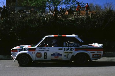 Andrea Zanussi - Arnaldo Bernacchini
66º Rally Targa Florio 1982 (Sicilia). Fiat 131 Abarth. Clasificado 4º.
Palabras clave: Andrea_Zanussi;Arnaldo_Bernacchini;Fiat;Abarth;Targa_Florio;Sicilia;1982