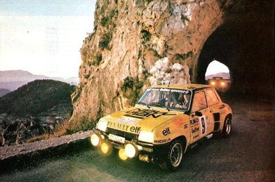 Bruno Saby - Francoise Sappey
50º Rallye Automobile de Monte-Carlo 1982. Renault 5 Turbo (6480 VM 38). Clasificado 5º.

Del 16 al 22 de Enero, Monte Carlo.
Superficie: asfalto - nieve.

El Rally tenia un total de 4082.71 km de los que 747.81 km divididos en 32 tramos eran especiales, (2 de ellas fueron canceladas SS7 Trigance - Chateauvieux 1 de 28,53 Km y SS15 St Jean en Royans - La Chapelle en Vercors de 38,67 Km).

Se inscribieron 306 equipos, tomaron la salida 299, finalizaron 140.@
Palabras clave: ;Renault;Turbo;Montecarlo;1982
