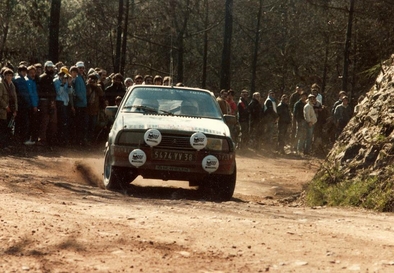 Alain Coppier - Josépha Laloz
16º Rallye de Portugal Vinho do Porto 1982. Citroën Visa Trophée (5474 VV 38). Clasificado 5º.

Del 3 al 6 de Marzo, Estoril, Cascais, Lisboa, Portugal.
Superficie: asfalto - tierra.

El Rally tenia un total 2312 km de los que 637.07 km divididos 40 tramos eran especiales.

Se inscribieron 107 equipos, tomaron 91, finalizaron 23.@
Palabras clave: Citroen;Visa;Trophee;Grupo_B;Portugal;1982