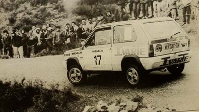 Carlos Sainz - Juanjo Lacalle
9º Rally de Talavera 1982. Seat Panda 45 (M-7537-DX). Clasificado 5º.

Del 17 al 18 de Abril, Talavera, Castilla-La Mancha, Toledo.
Superficie: asfalto.

El Rally constaba de dos etapas con un total de 144.50 km cronometrados divididos en 16 tramos especiales.

Tomaron la salida 40 equipos, finalizaron 19.@
Palabras clave: Carlos_Sainz;Seat;Panda;Talavera;1982