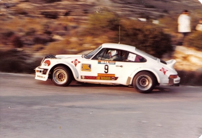 Marc Etchebers - Marie-Christine Rives
30º Rally Sol - RACE 1982. Porsche 911 SC. Clasificado 5º.

Del 19 al 21 de Marzo, Alicante.
Superficie: asfalto.

Tomaron la salida 57 equipos, finalizaron 24.@
Palabras clave: Race;Porsche;1982