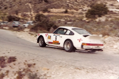 Marc Etchebers - Marie-Christine Rives
30º Rally Sol - RACE 1982. Porsche 911 SC. Clasificado 5º.

Del 19 al 21 de Marzo, Alicante.
Superficie: asfalto.

Tomaron la salida 57 equipos, finalizaron 24.@
Palabras clave: Race;Porsche;1982
