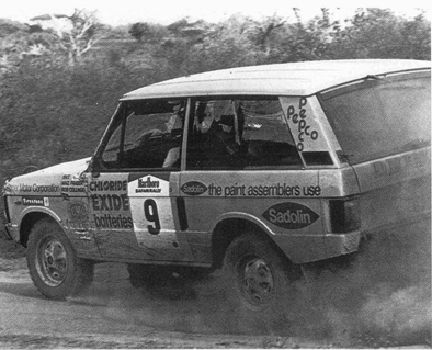 Robert Collinge - Mike Fraser
30º Marlboro Safari Rally 1982. Range Rover (KTU 872). Clasificado 6º.

Del 8 al 12 de Abril, Nairobi, Kenya, Africa.
Superficie: tierra.

El Rally tenia un total de 5120 km con 83 controles horarios.

Tomaron la salida 73 equipos, finalizaron 21.@
Palabras clave: Range_Rover;Safari;1982
