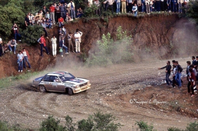 Jimmy McRae - Ian Grindrod
29º Rally Acrópolis 1982. Opel Ascona 400 (GG-CK 196). Clasificado 6º.

Del 31 de Mayo al 3 de Junio, Atenas, Grecia.
Superficie: tierra.

El Rally tení­a un total de 2603.00 km de los que 1004.58 km divididos en 57 tramos eran especiales (dos de ellos fueron cancelados SS10 Moschokaria 1 de 10.00 km y SS38 Killini de 27 Km).

Tomaron la salida 136 equipos, finalizaron 32.@
Palabras clave: Jimmy_McRae;Opel;Ascona;Grupo_B;Acropolis;Grecia;1982