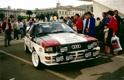 Michèle Mouton - Fabrizia Pons
26º Tour de Corse - Rallye de France 1982. Audi Quattro (IN-NU 38). Clasificada 7ª.

Del 6 al 8 de Mayo, Ajaccio, Córcega, Francia.
Superficie: asfalto.

El Rally tenia un total de 1616.70 km de los que 1176.10 km divididos en 27 tramos eran especiales.

Se inscribieron 181 equipos, tomaron la salida 177, finalizaron 47.@
Palabras clave: Michele_Mouton;Audi;Quattro;Grupo_B;Corcega;1982;Corse;Parque_Cerrado