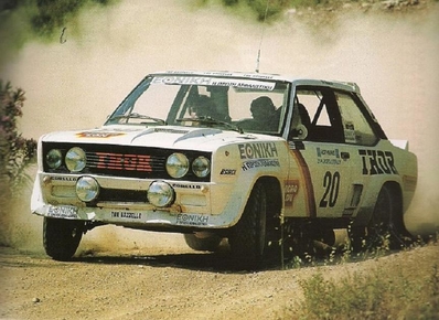 Pavlos Moschoutis - Stamatis Vellis (Silef)
29º Rally Acrópolis 1982. Fiat 131 Abarth (ELPA 23). Clasificado 7º.

Del 31 de Mayo al 3 de Junio, Atenas, Grecia.
Superficie: tierra.

El Rally tení­a un total de 2603.00 km de los que 1004.58 km divididos en 57 tramos eran especiales (dos de ellos fueron cancelados SS10 Moschokaria 1 de 10.00 km y SS38 Killini de 27 Km).

Tomaron la salida 136 equipos, finalizaron 32.@
Palabras clave: Fiat;Abarth;Grecia;Acropolis;1982