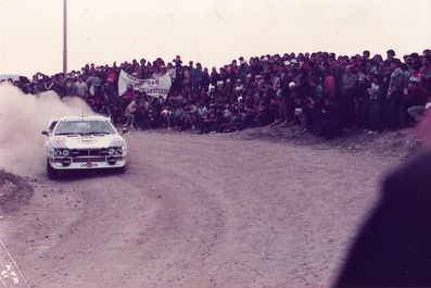 Adartico Vudafieri - Maurizio Perissinot
15º Rallye dell'Isola d'Elba 1982. Lancia Rally 037 (A6 32929). Clasificado 7º.
Martini Racing

Del 22 a 24 de Abril, Marina di Campo.
Superficie: asfalto - tierra.

El Rally tenia un total de 1004.00 km de los que no sabemos cuantos Km divididos en 37 tramos especiales.

Tomaron la salida 87 equipos, finalizaron 29.@
Palabras clave: Elba;Lancia;1982