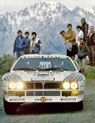 Markku Alén - Ilkka Kivimäki
26º Tour de Corse - Rallye de France 1982. Lancia Rally 037 (A6 33088). Clasificado 9º.

Debut en el Mundial de Rallys del Lancia Rally 037.

Del 6 al 8 de Mayo, Ajaccio, Córcega, Francia.
Superficie: asfalto.

El Rally tenia un total de 1616.70 km de los que 1176.10 km divididos en 27 tramos eran especiales.

Se inscribieron 181 equipos, tomaron la salida 177, finalizaron 47.@
Palabras clave: Markku_Alen;Lancia;Corcega;Rally;1982;Corse;Debut