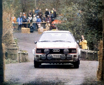 Malcolm Wilson - Mike Greasley
31º Lombard RAC Rally 1982. Audi Quattro (LYV 4X). Clasificado 10º.

Del 21 al 25 de Noviembre, York, Inglaterra.
Superficie: asfalto - tierra.

El Rally tenia un total de 2970.00 km de los que 711.73 km divididos en 69 tramos eran especiales, (una de ellas fue cancelada SS46 Yair de 8.53 Km).

Se inscribieron 161 equipos, tomaron la salida 146, finalizaron 63.@
Palabras clave: ;Audi;Quattro;Gran_Bretaña;RAC_Rally;1982;Inglaterra