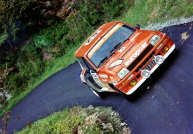 Claude Balesi - Jean-Paul Cirindini
26º Tour de Corse - Rallye de France 1982. Renault 5 Turbo. Clasificado 11º.

Del 6 al 8 de Mayo, Ajaccio, Córcega, Francia.
Superficie: asfalto.

El Rally tenia un total de 1616.70 km de los que 1176.10 km divididos en 27 tramos eran especiales.

Se inscribieron 181 equipos, tomaron la salida 177, finalizaron 47.@
Palabras clave: Renault;Turbo;Corse;Corcega;1982