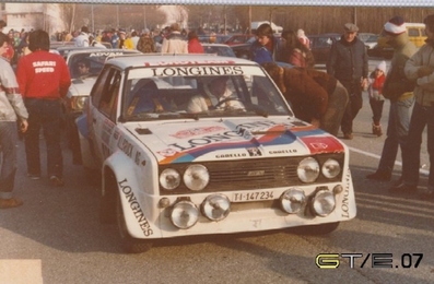 Roger Krattiger - Franco Daminelli
50º Rallye Automobile de Monte-Carlo 1982. Fiat 131 Abarth (TI 147234). Clasificado 11º.

Del 16 al 22 de Enero, Monte Carlo.
Superficie: asfalto - nieve.

El Rally tenia un total de 4082.71 km de los que 747.81 km divididos en 32 tramos eran especiales, (2 de ellas fueron canceladas SS7 Trigance - Chateauvieux 1 de 28,53 Km y SS15 St Jean en Royans - La Chapelle en Vercors de 38,67 Km).

Se inscribieron 306 equipos, tomaron la salida 299, finalizaron 140.@
Palabras clave: Fiat;Abarth;Montecarlo;1982