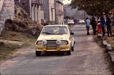Alain Arbant - J.L. Arnaud
26º Tour de Corse - Rallye de France 1982. Citroën Visa Trophée. Clasificado 15º.

Del 6 al 8 de Mayo, Ajaccio, Córcega, Francia.
Superficie: asfalto.

El Rally tenia un total de 1616.70 km de los que 1176.10 km divididos en 27 tramos eran especiales.

Se inscribieron 181 equipos, tomaron la salida 177, finalizaron 47.@
Palabras clave: Citroen;Visa;Corse;Corcega;1982;Grupo_B