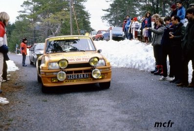 Paul Rouby - Alain Giron
50º Rallye Automobile de Monte-Carlo 1982. Renault 5 Turbo (3260 RN 84). Clasificado 18º.

Del 16 al 22 de Enero, Monte Carlo.
Superficie: asfalto - nieve.

El Rally tenia un total de 4082.71 km de los que 747.81 km divididos en 32 tramos eran especiales, (2 de ellas fueron canceladas SS7 Trigance - Chateauvieux 1 de 28,53 Km y SS15 St Jean en Royans - La Chapelle en Vercors de 38,67 Km).

Se inscribieron 306 equipos, tomaron la salida 299, finalizaron 140.@
Palabras clave: Renault;Turbo;Montecarlo;1982