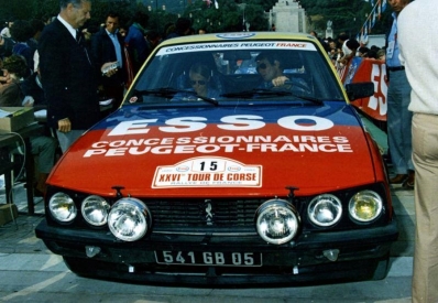 Claude Laurent - Dominique Laurent
26º Tour de Corse - Rallye de France 1982. Peugeot 505 V6 (541 GB 05). Clasificado 21º.

Del 6 al 8 de Mayo, Ajaccio, Córcega, Francia.
Superficie: asfalto.

El Rally tenia un total de 1616.70 km de los que 1176.10 km divididos en 27 tramos eran especiales.

Se inscribieron 181 equipos, tomaron la salida 177, finalizaron 47.@
Palabras clave: Peugeot;Corse;Corcega;1982